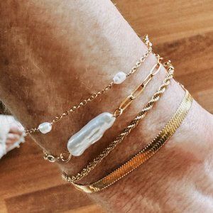 Lovely Baroque Pearl Bracelet Gold Paperclip Chain Waterproof Stacking Bracelet